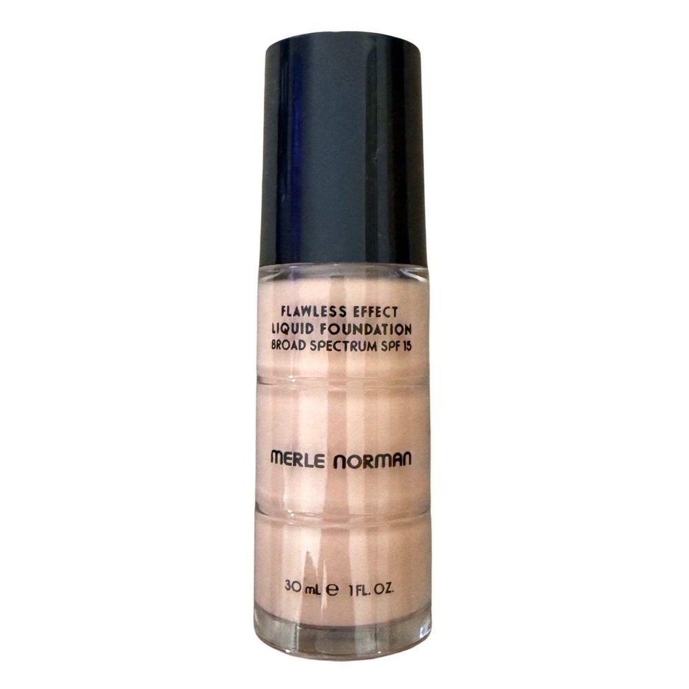 Merle Norman Flawless Effect Liquid Foundation SPF 15 Shade L22 1 fl oz